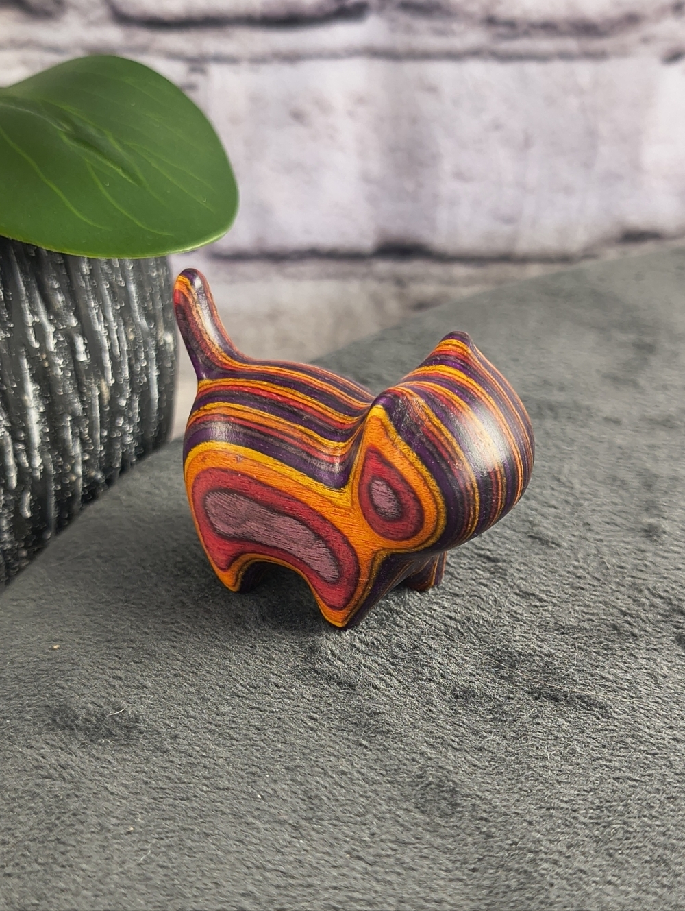 Wooden hand carved cat statue figurine kitty brown Multi color, tail up prancing - Picture 3 of 8